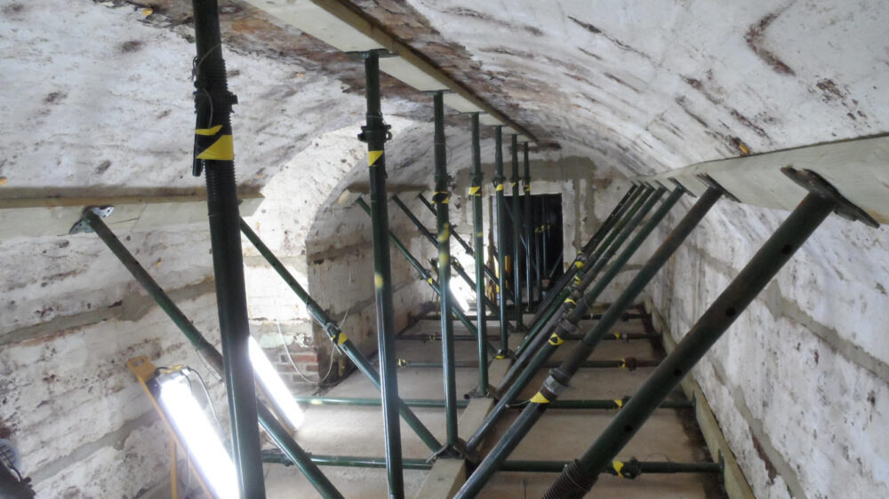 London basement propping for a cellar and vault strengthening system