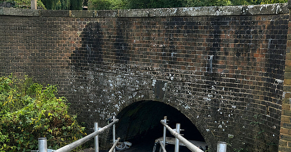 Jacks Bridge in Surrey – bridge strike damage repair